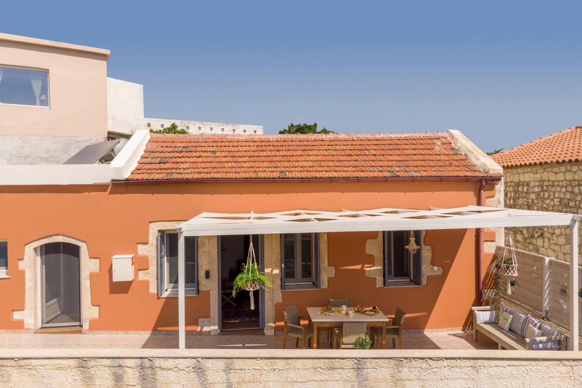 Iosif De Home Kournas Exterior photo
